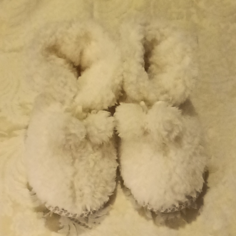 MUKS LUKS white softies!
